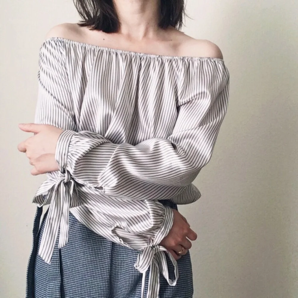 Ivory satin stripe off-shoulder top    - Picture 5 of 8